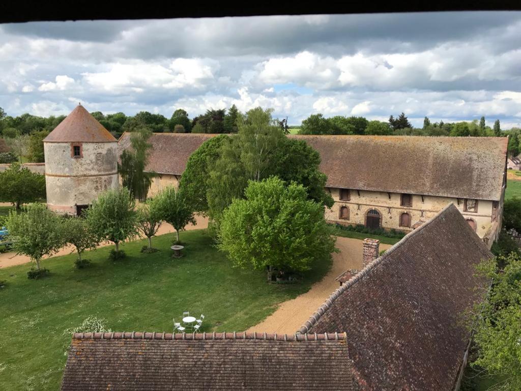 La Ferme Au Colombier Panzió Néron Kültér fotó