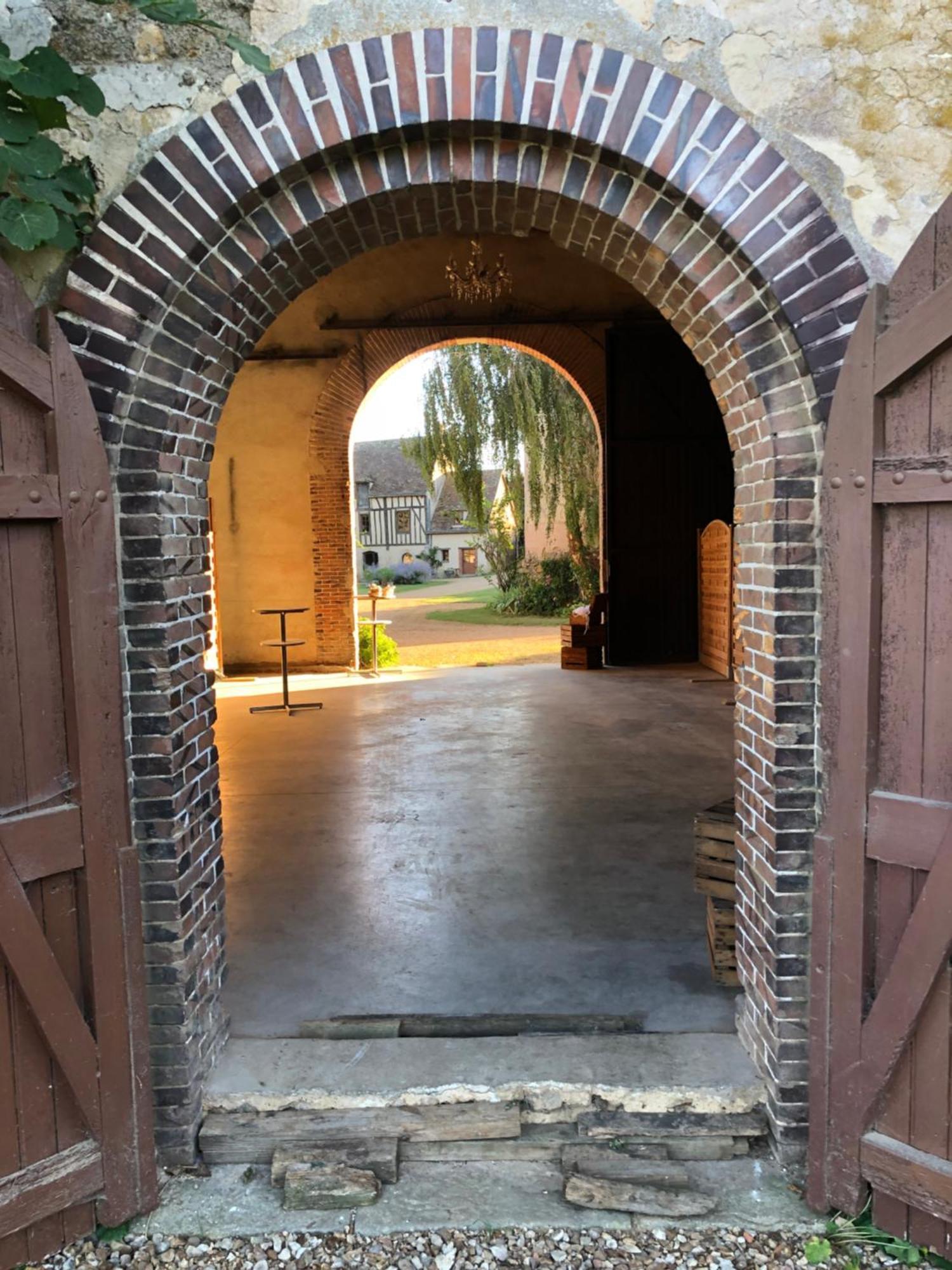 La Ferme Au Colombier Panzió Néron Kültér fotó
